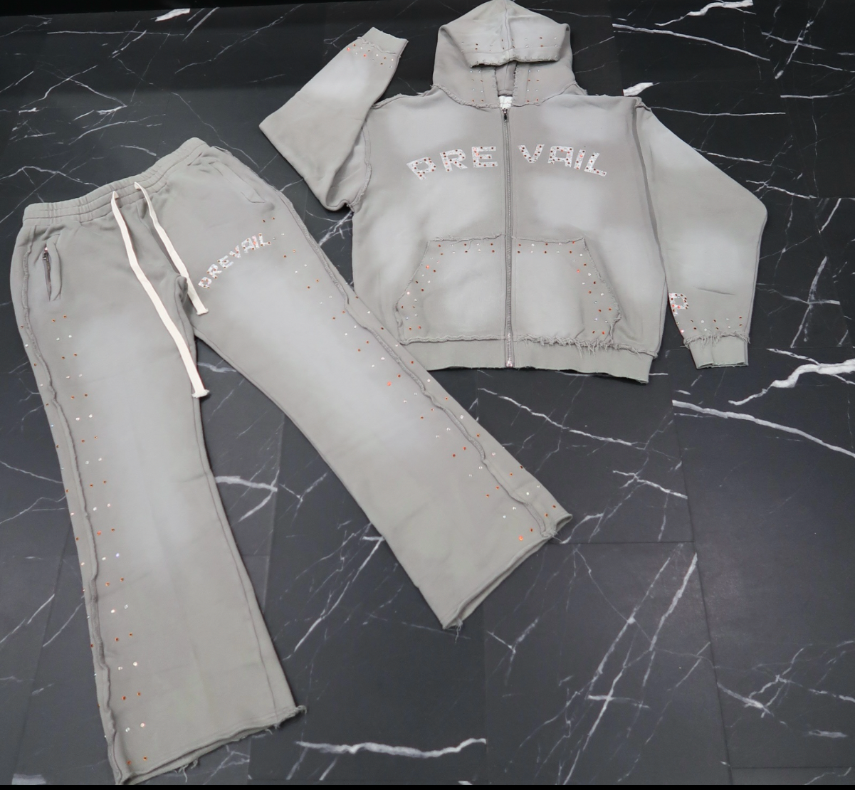 Legends Prevail Signature Rhinestone Set