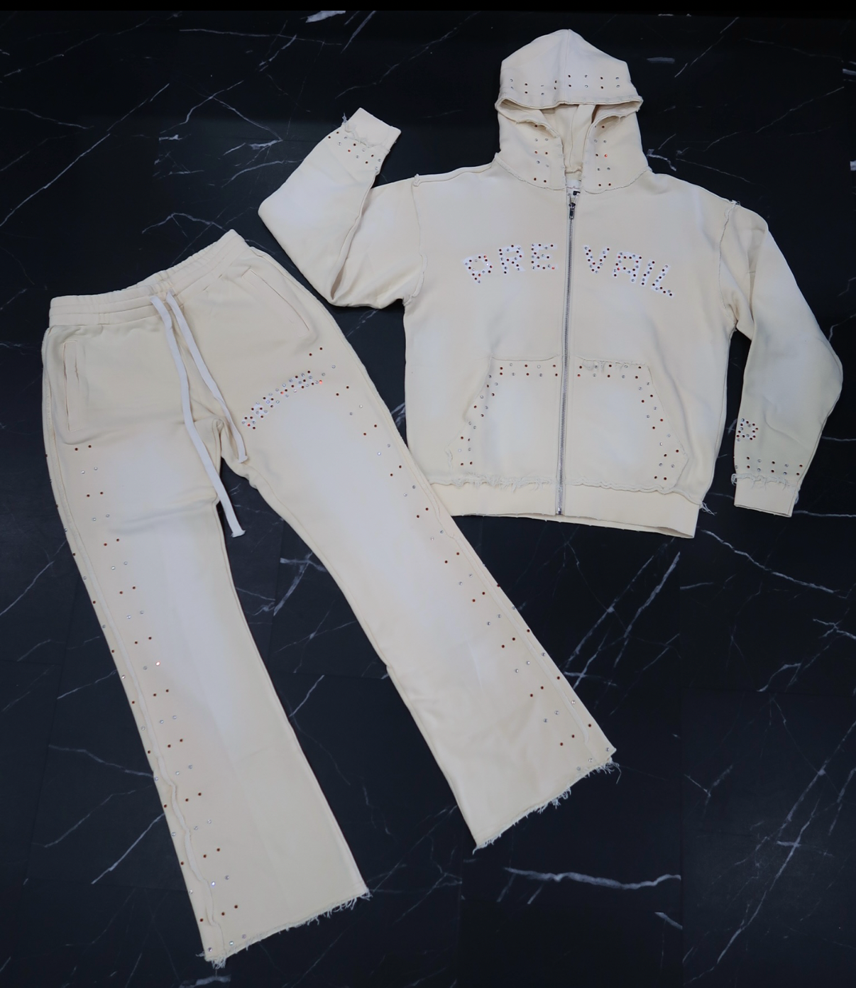 Legends Prevail Signature Rhinestone Set